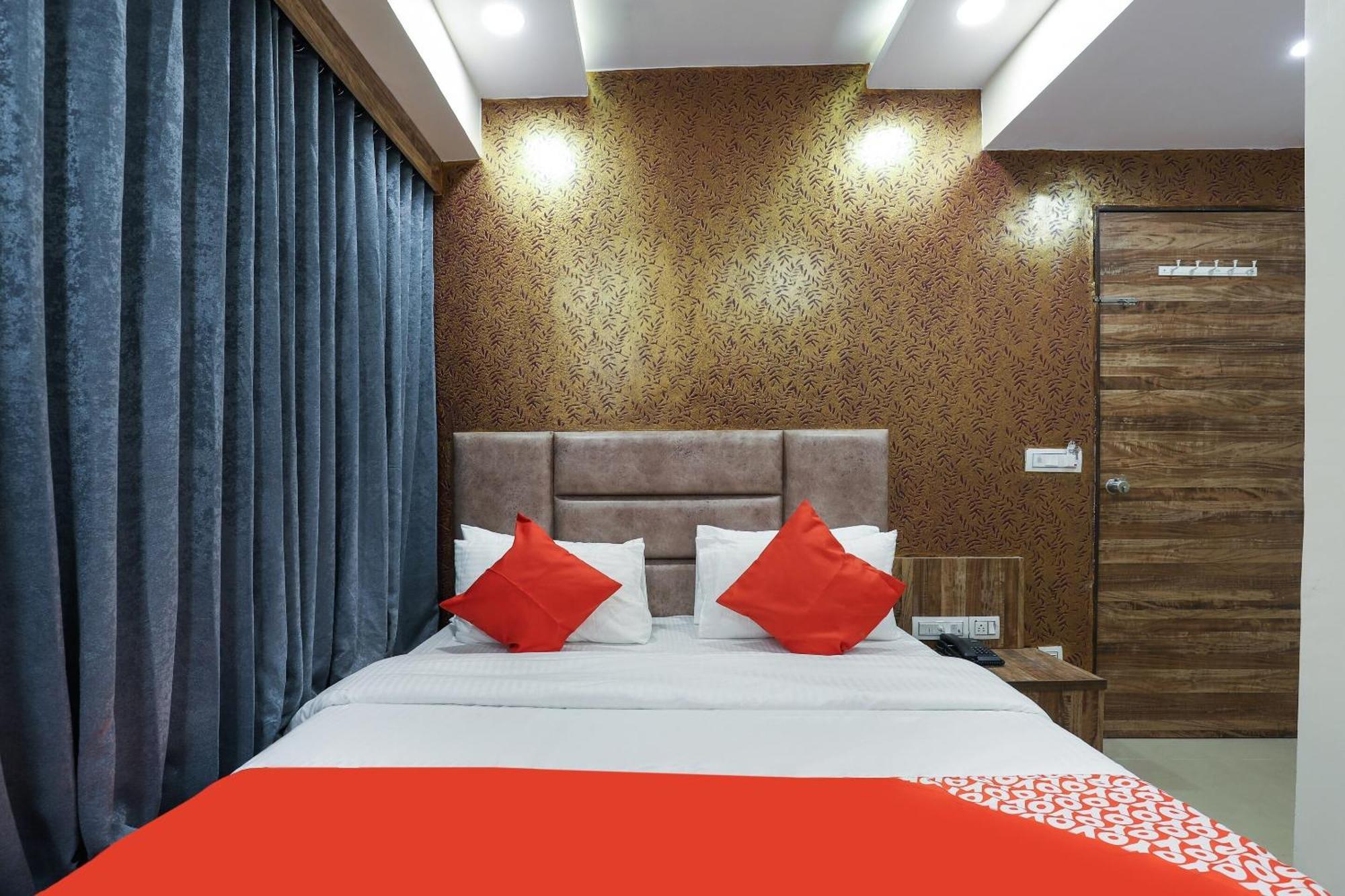 Hotel O Dream Stay Sarkhej Exterior foto