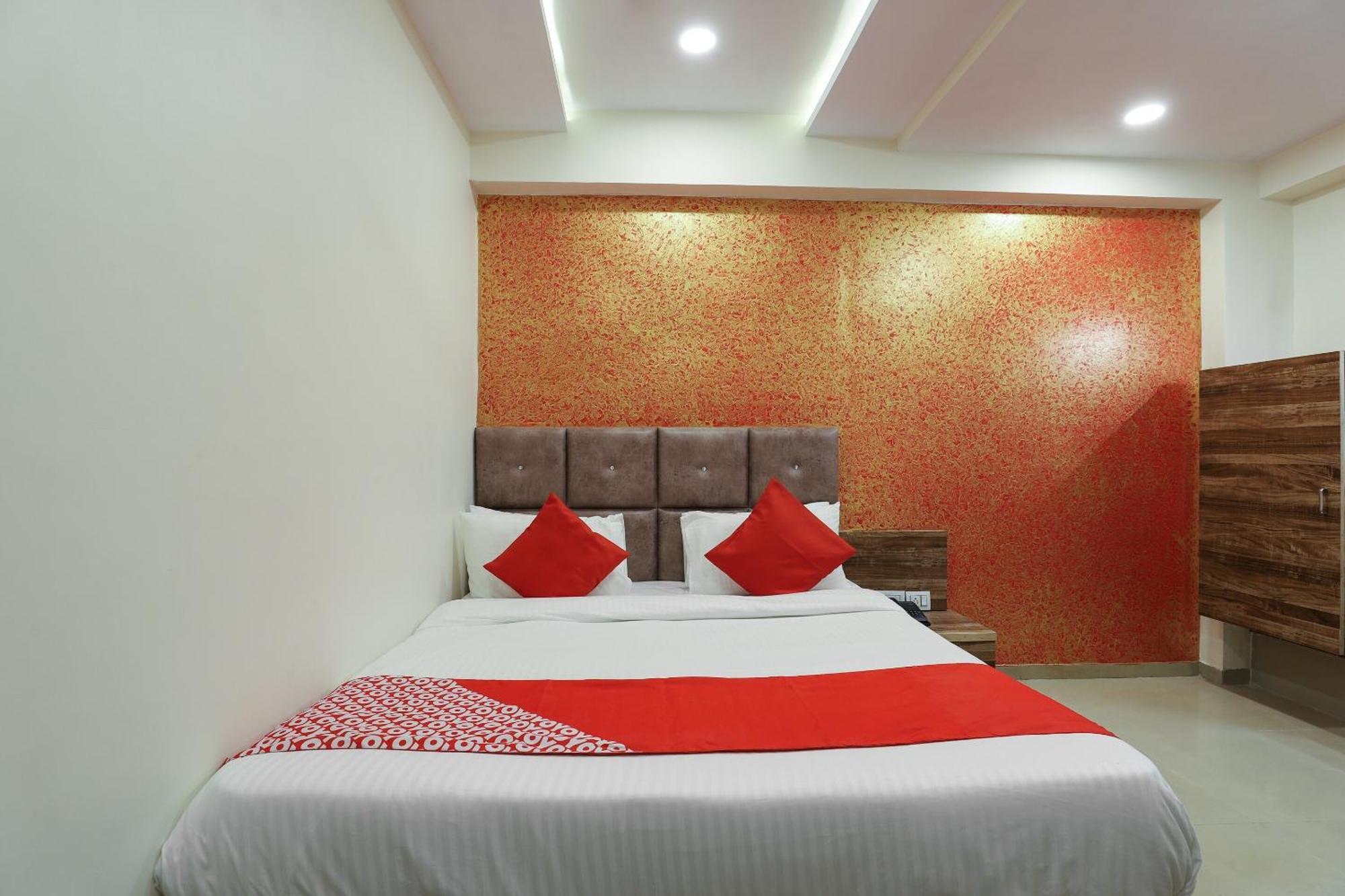 Hotel O Dream Stay Sarkhej Exterior foto