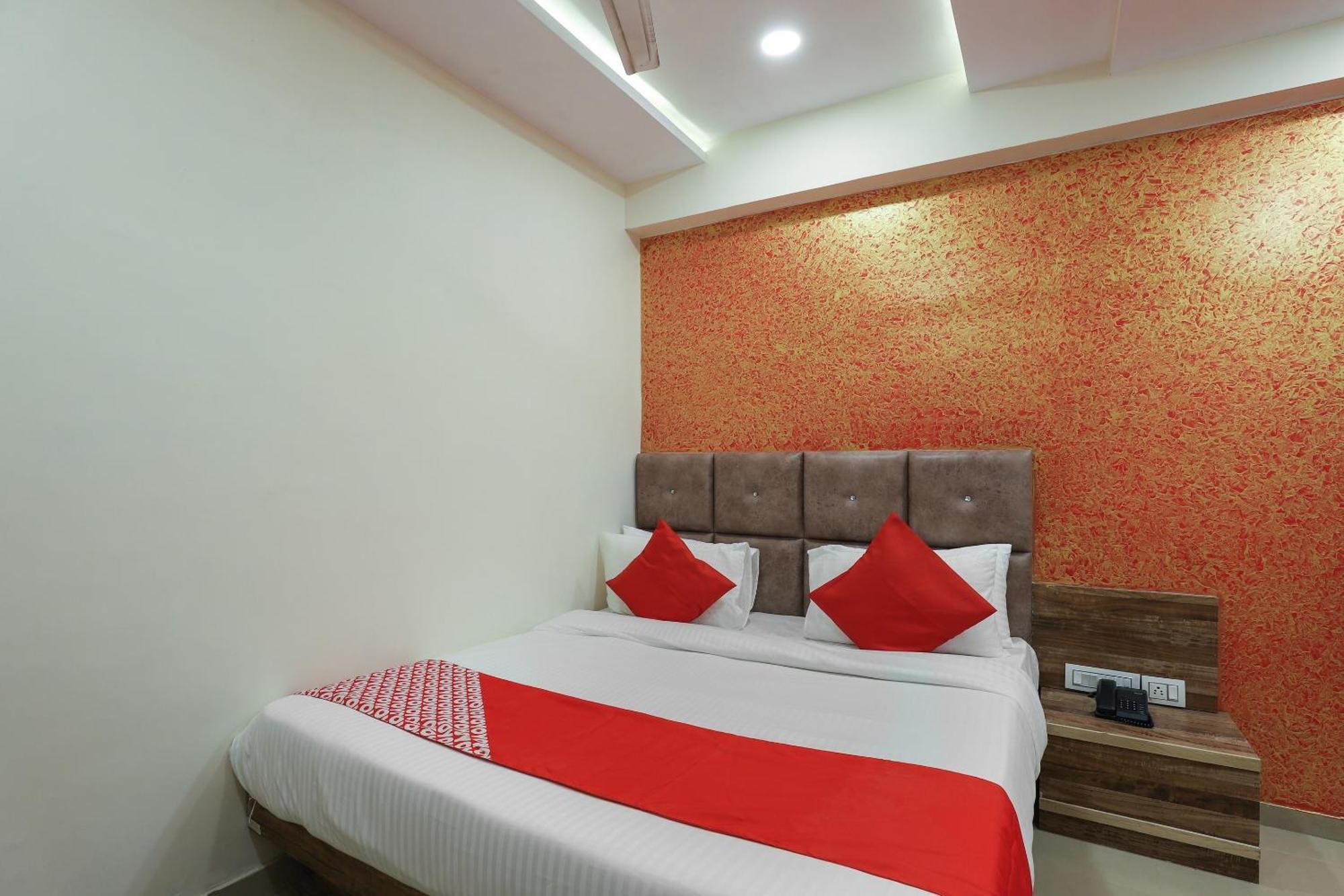 Hotel O Dream Stay Sarkhej Exterior foto